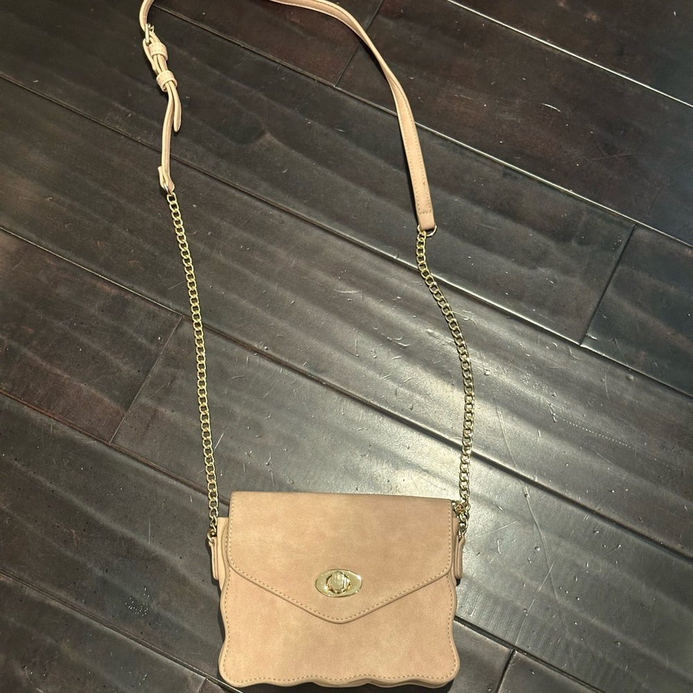 Elegant Tan Crossbody Bag